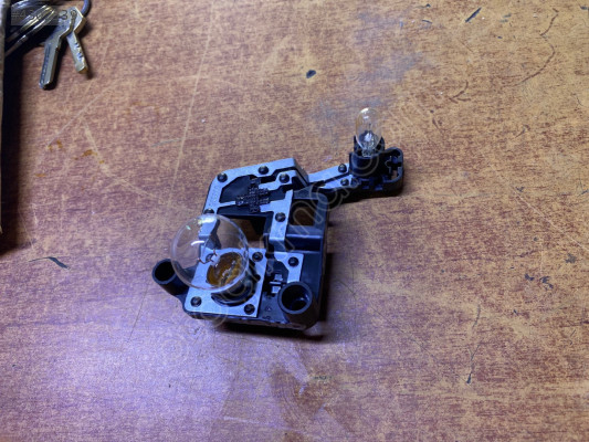 OPEL CROSSLAND SAĞ İÇ STOP DUYU ÇIKMA 207999 CANCAN OPEL