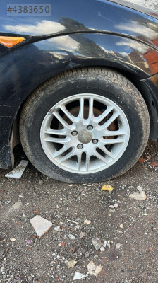 Ford Focus 1 jant lastik takım