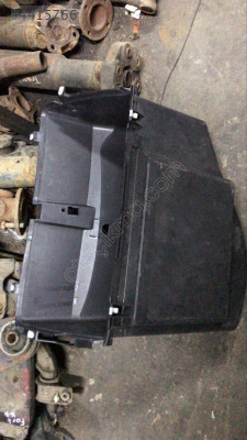 Peugeot 206 torpido yuvası