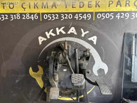 A1682902601 Orijinal MERCEDES VANEO ÇIKMA MANUEL PEDAL SETI