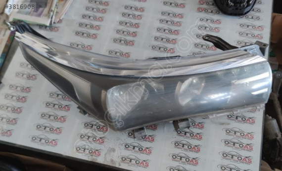 TOYOTA COROLLA 2013-2018 SOL-SAĞ ÖN FAR 81110-02E70 81150-02E70