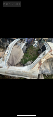 clio 2hatchback arka çamurluk orta direk