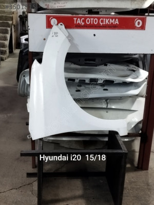 Hyundai i20 çıkma sağ ön çamurluk