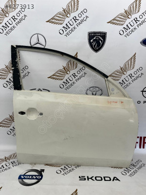 HYUNDAİ İ30 SAĞ ÖN KAPI ORJİNAL ÇIKMA