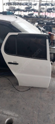 Volkswagen Polo 96-99 Sağ Arka Kapi Orjnal