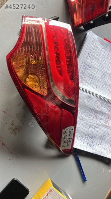 Hyundai Santa fe sağ dış stop. 92401-2W1