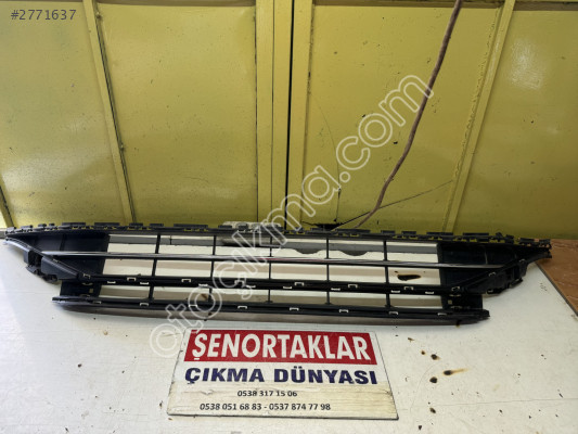 VOLKSWAGEN PASSAT B8 ORİJİNAL TAMPON IZGARASI