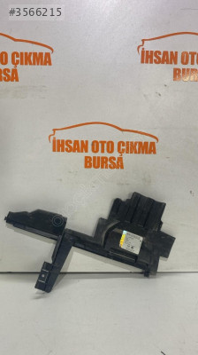Opel Astra J Radyatör Deflektörü Gm Orijinal 13402362