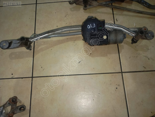 BMW F10  SİLECEK MOTORU