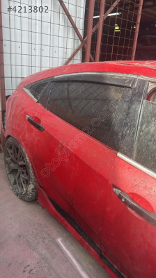 2017 HONDA CIVIC ÇIKMA ORJİNAL SAĞ ARKA KAPI