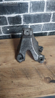 8E0199307AB audi a4 a6 sol motor kulağı