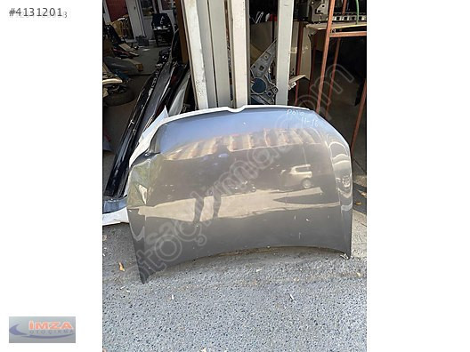 VW POLO ÖN KAPUT ORİJİNAL ÇIKMA