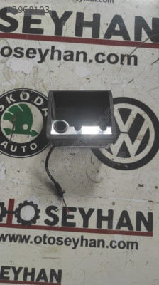 1K0857335 Golf 6 Ön küllük içi