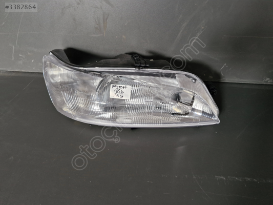 PEUGEOT 306 SAĞ ÖN FAR ÇİZGİLİ CAM SIFIR 1997-1999