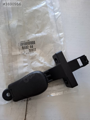 Citreon berlingo partner sürgülü kapı cam mandali 8582 44