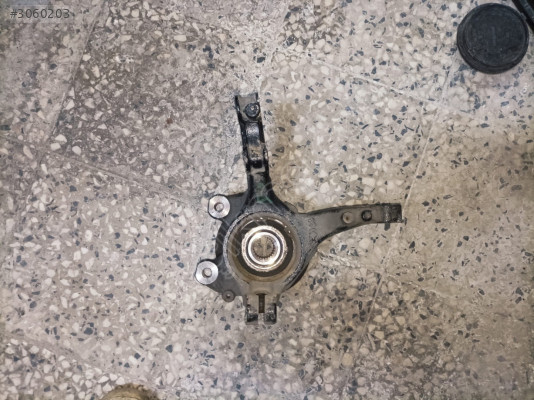 OPEL CORSA F SAĞ SOL TAŞIYICI ÇIKMA ORJİNAL YEDEK PARÇA