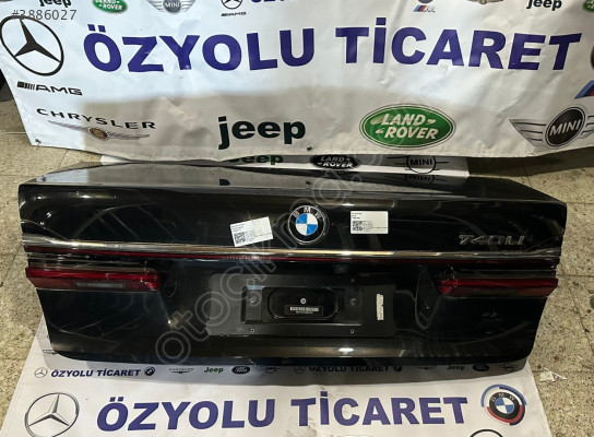 BMW G11-G12 LCİ Hatasız Siyah Arka Bagaj Kapağı