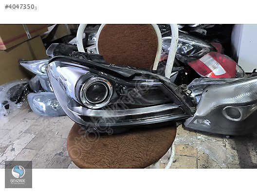 MERCEDES C SERİSİ W204 MAKYAJLI SAĞ FAR ÇIKMA ORJİNAL