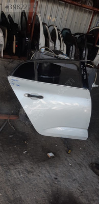 MEGANE 4 SAĞ ARKA KAPI ÇIKMA ORJİNAL