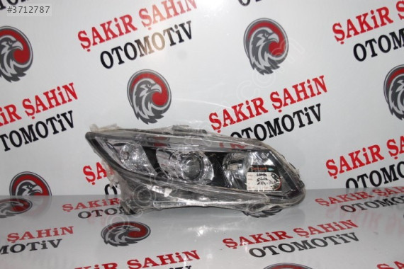 2012-2015 Model Honda Civic Sağ Ön Far Parçası