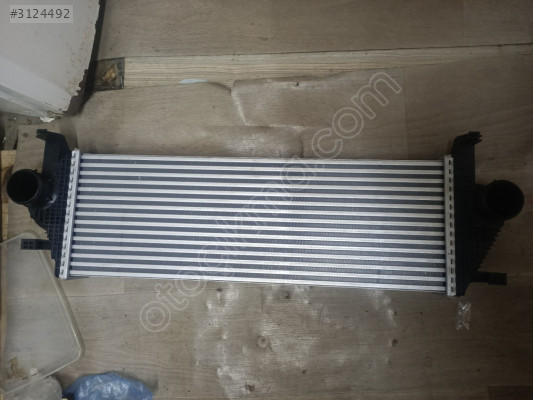 Jeep Grand Cherokee wk intercoller radyatörü
