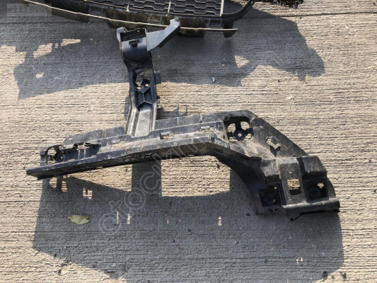 BMW X2 F39 SOL ARKA TAMPON BRAKETİ 51127426439