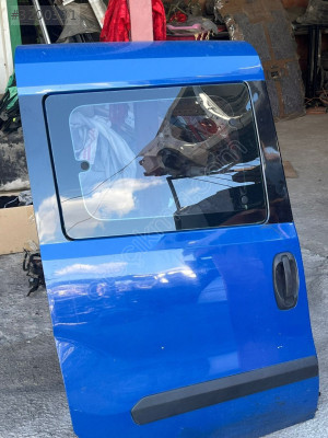DOBLO GENİŞ AİLE SAĞ SÜRGÜLÜ KAPI KAYHANLAR OTO ÇIKMA