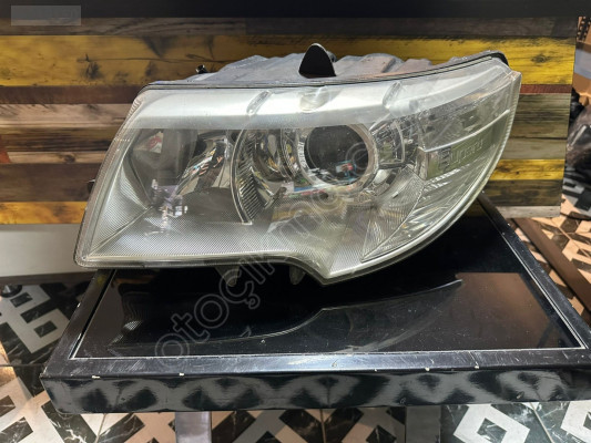 SKODA SÜPER B SOL FAR 2009-12