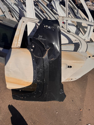 Jeep renagade sol çamurluk çıkma yedek parça