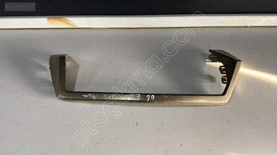 BMW İX İ20 SAĞ ARKA DİFÜZÖR ÇITASI 51129482924