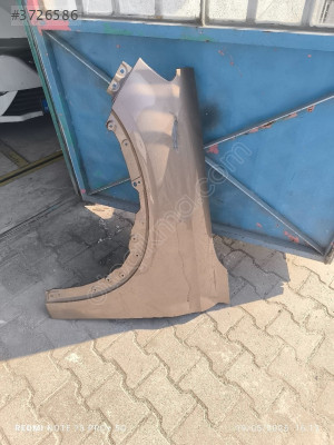 Togg sol ön çamurluk