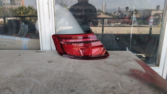 AUDİ A3 SOL STOP WEST OTO ÇIKMADA