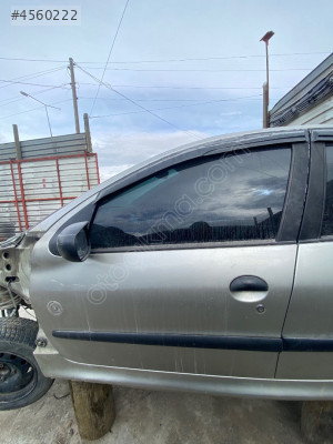 Peugeot 206 sol ön kapı