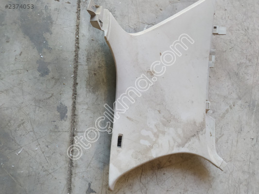 1K4867288 Golf 6 arka pilastik