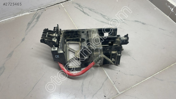 2004-2013 MODEL OPEL ASTRA H ORJ ÇIKMA ÖN ALT SİGORTA KUTUSU