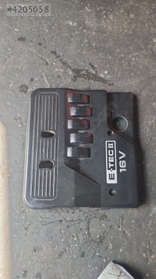 OPEL LACETTİ 1.6 BENZİNLİ  MOTOR SÜS KAPAĞI