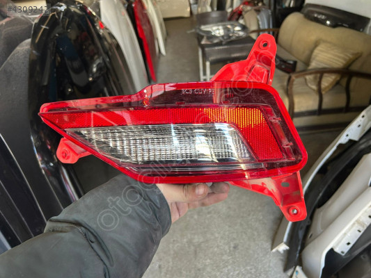 Hyundai Bayon sağ arka sis farı