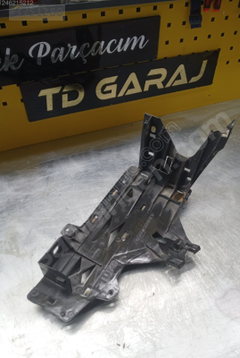 BMW F10 FAR BRAKETİ