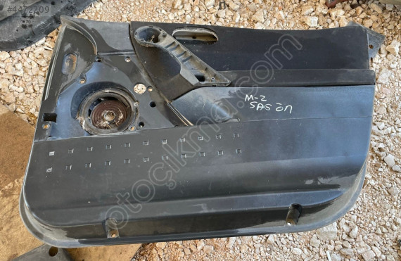 RENAULT MEGANE SAĞ ÖN KAPI DÖŞEMESİ