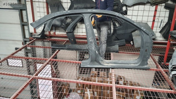 audi a3 sd sağ yan duvar sacı sefalılar oto cıkma