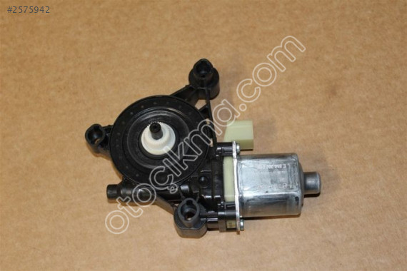 SKODA KADIAQ KAPI CAM MOTORU ÖN 5Q0959802A