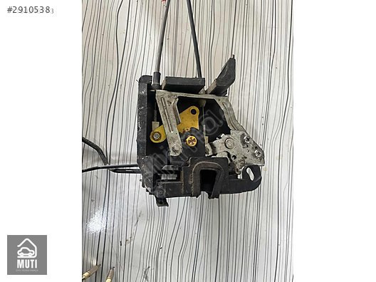 Hyundai accent sol arka kapı kilit sökme temiz A045035