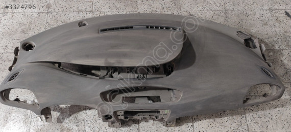 RENAULT SCENİC 3 GÖĞÜS TORPİDO ÇIKMA PARÇA