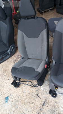 Ford Courier yolcu koltuğu