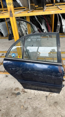 HYUNDAİ ELANTRA SAĞ ARKA KAPI