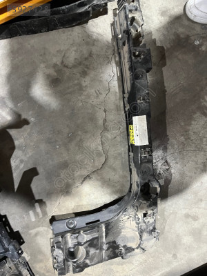 BMW X3 ORTA TAMPON SOL İÇ BRANET ORJİNAL ÇIKMA PARÇA