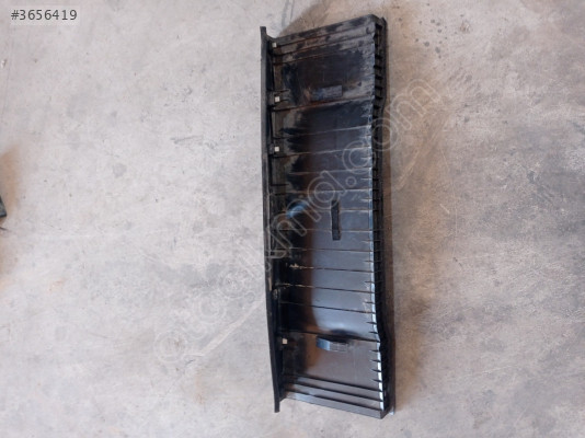 PASSAT B8 15-19 ARKA PANEL KİLİT KARŞILIK KAPLAMA 3G5863459