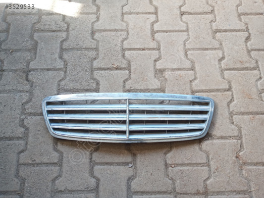 Mercedes C200 W203 Ön Panjur 3 Çıtalı Orijinal Çıkma