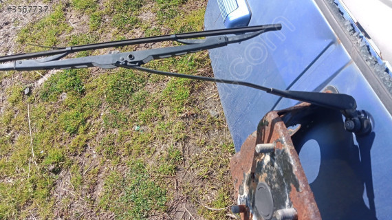 Suzuki Vitara arka cam yağmur kolu yedek parça