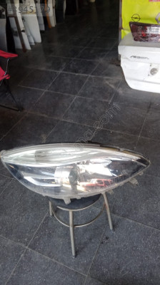 Renault scenic3 sağ ön far orijinal